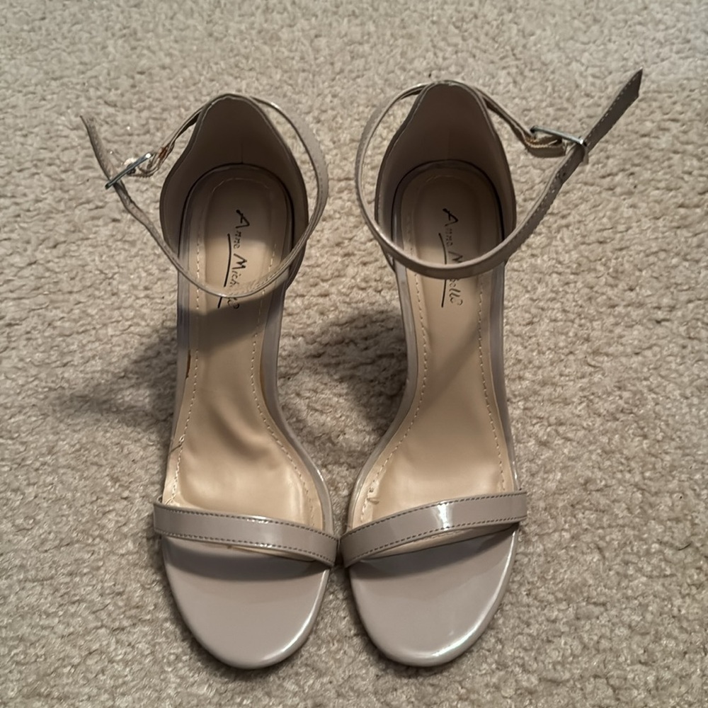 Anne Michelle Enzo Heels Size 9 Color Nude